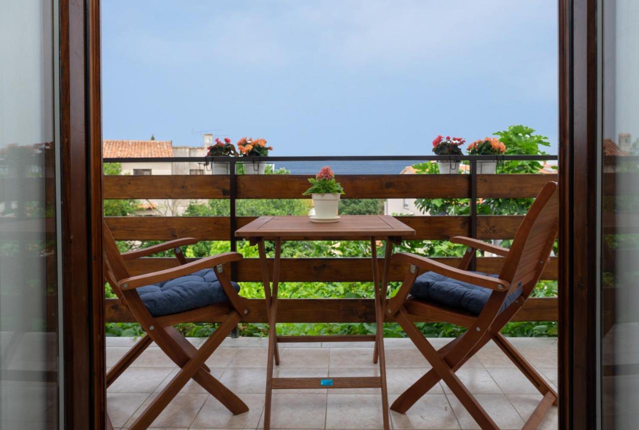 Visum Apartments Pola Esterno foto