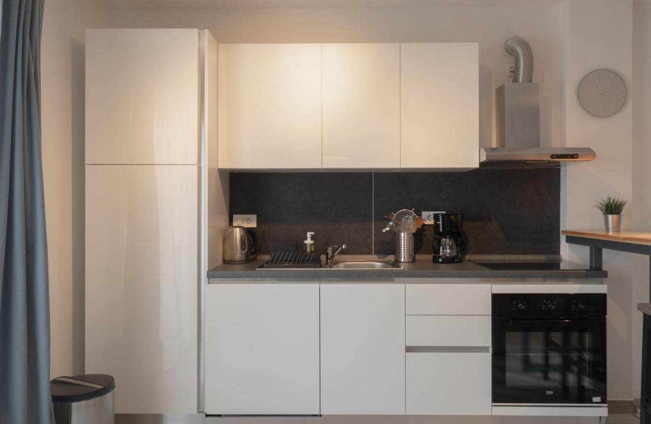 Visum Apartments Pola Esterno foto